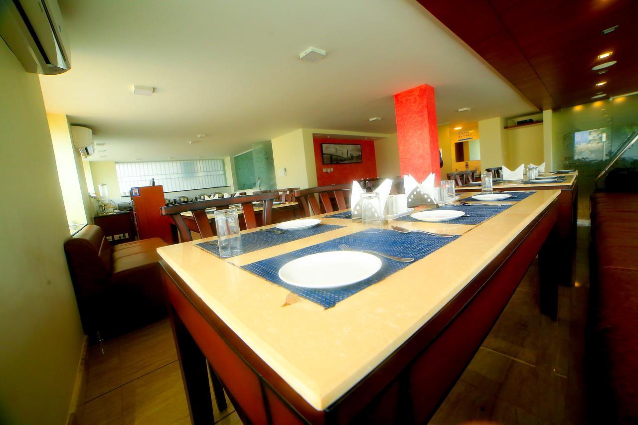 D Breeze Suites Devanahalli Phòng bức ảnh